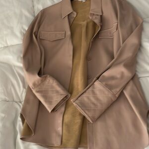 Adorable BB Dakota beige shirt jacket s/m